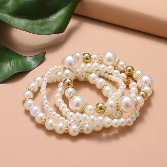 Bracelet multirangs perles dorées – Élégance naturelle
